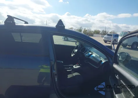 2013 Kia Sportage Lx z USA, uszkodzony, nr VIN KNDPBCA26D7451750